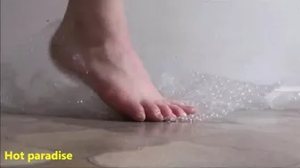 Crushing several cardboard boxes, a plastic bottle and lots of bubble wrap