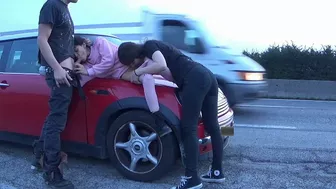 RISKY PUBLIC SEX!!!! THREESOME IN THE STREET AND INSIDE