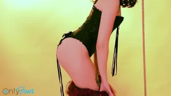 TRAILER - Mad Queen Burlesque