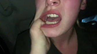 Tinder Date Can't wait till we get home She sucks and rides me in car