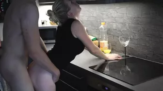 I like to fuck in the kitchen, listen to my orgasm honey (free