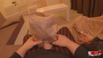 He Put His Dick In The Popcorn For Sexy Stepmom