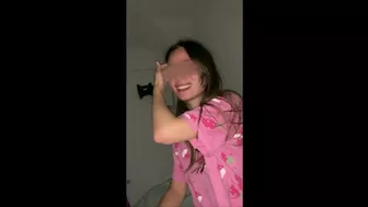 MONELIL, MY FIRST BLOWJOB. What do you think? Im ok in that? :)