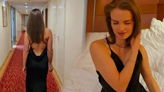 Married Beauty got the wrong room at the hotel! And she accidentally cheated on her husband!