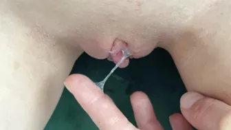 fingering fuck schoolgirl shaved dripping juicy creamy wet pussy close up and clitoris with slime