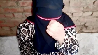 فضيحة ياسمين المتسوله مع محمد البواب سكس مصري بصوت واضح