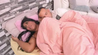 Stepsister helps her stepbrother to make him feel good and he surprises her with a great fuck