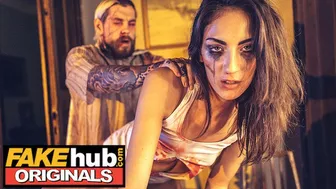 Fakehub Originals - Fake Horror Movie goes wrong when real killer enters star actress dressing room