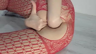 4k Hot girl fucked herself in the ass and pussy with both hands in dreams of a big dick