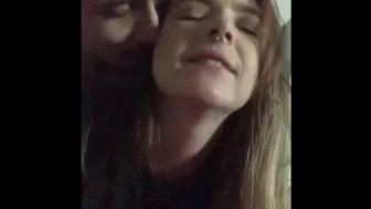 Que sentada gostosa nessa rola fiquei até com vontade de dar meu cuzinho com o plug - goza em mim