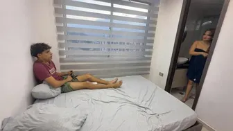 Stepmother catches her stepson masturbating and helps him cum quickly with her luscious pussy.