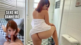 Sex in the bathroom - Hot girl gave the pussy and then suckled tasty