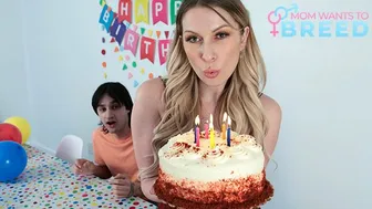 "You're Gonna Make Mommy Cum" - Sydney Paige Gets Creampied by Stepson on his Birthday S6:E3