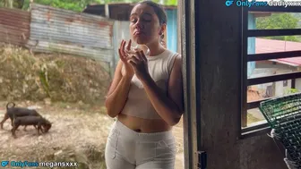 La neighbor came for a cup of sugar but also took a butt and milk in her ass.