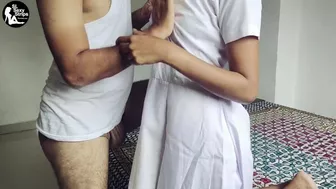 ඉස්කෝලේ නංගි ගවූම පිටින් බලෙන්ම හුකාගත්තාSri Lanka College Girl is Back to Ride Sinhala Sex XXX