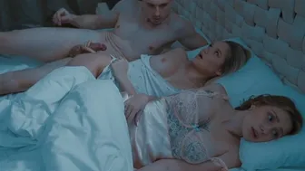 Will Step Dad Fuck and Cum Inside Step Daughter Jessie Ames in Share Bed While Step Mom?