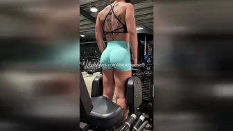 Teen’s Virgin Pussy Leaked While Trying On New Lingerie!