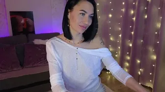 Dreaming of BBC While Playing with Herself