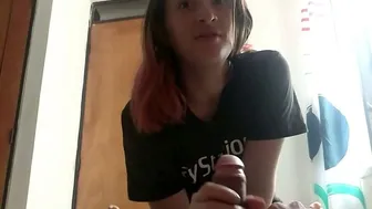 De Mirar a Follar: Su Primera Vez Chupando y Sexo