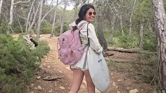 Hot girl has sex in the jungle in public and receives a cumshot in her mouth