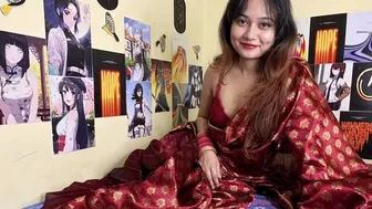 Desi big ass horny bhabhi agrees to have sex with her young neighbour