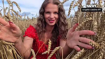 I wanted to take beautiful photos in the field, but I got a hot creampie from a photographer.