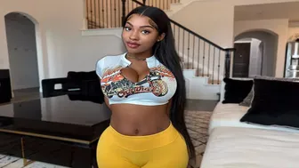 My Mom's Best Friend Seduced me, I Fucked Her Hard And Came On Her Ass. POV