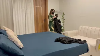 Afraid of the Dark, Stepmom Chose to Stay in sofa with her Stepson