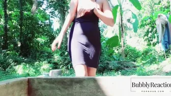 Indian desi girl outdoor pussyshowing and dress changing