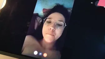 Me graban haciendo cibersexo muy cachonda con un fan
